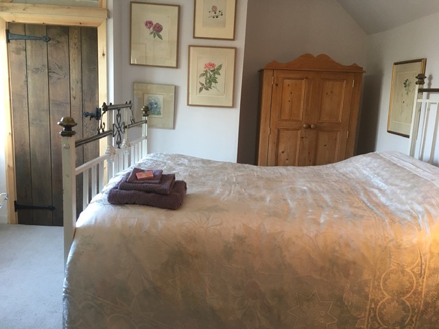 Second double bedroom at Tosturi retreat house in Knowbury, Shropshire